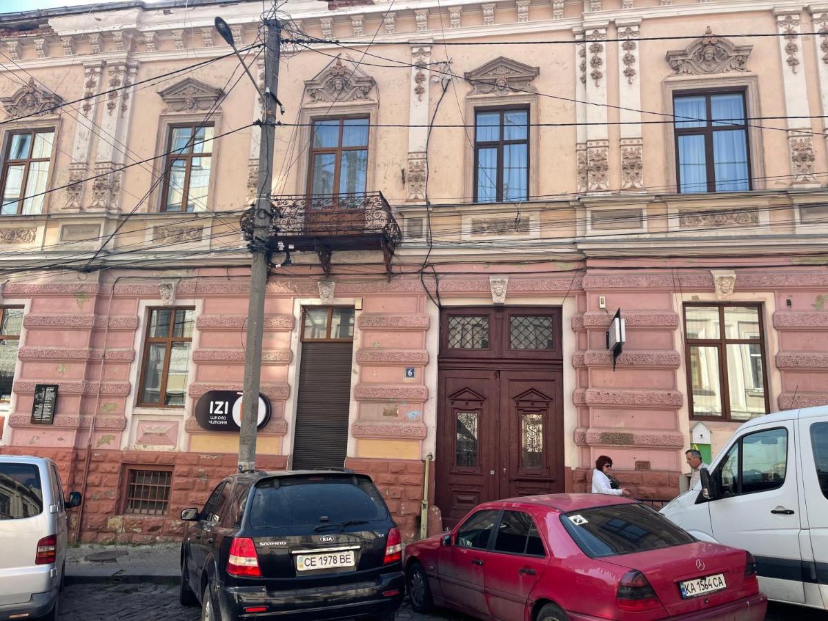 Philharmonie Platz Apartments Cernăuți Exterior foto